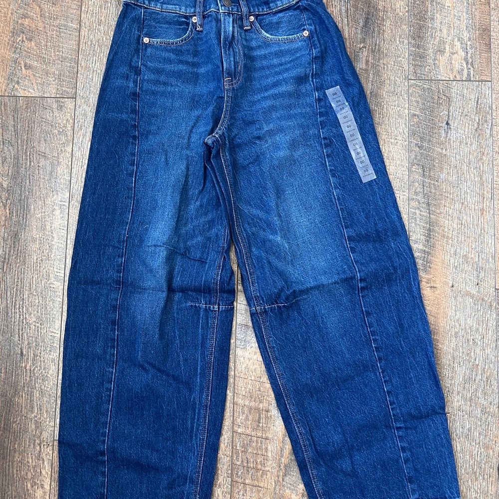 Barrel Jeans
